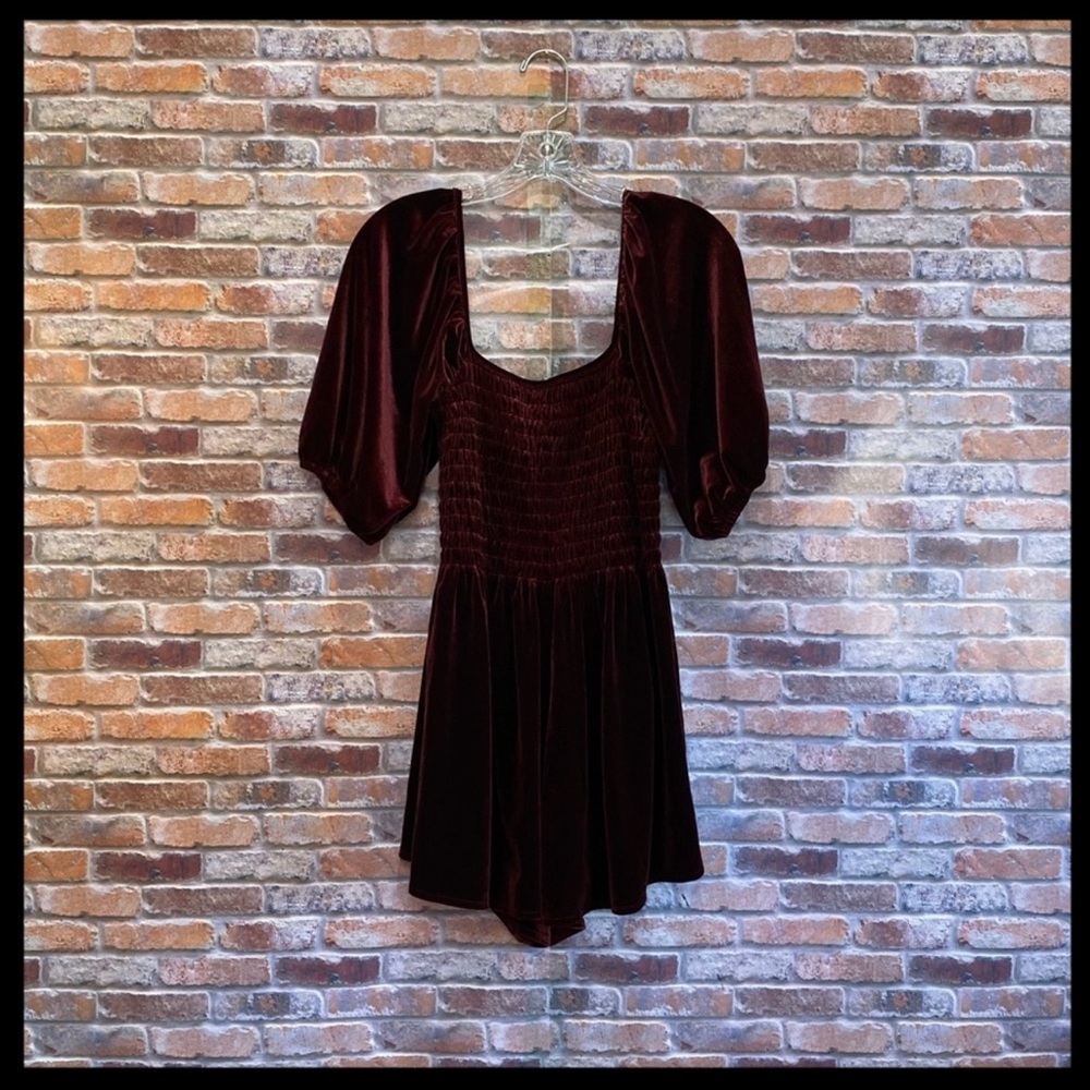 UO Patsy Smocked Velvet Romper - Picture 3 of 6